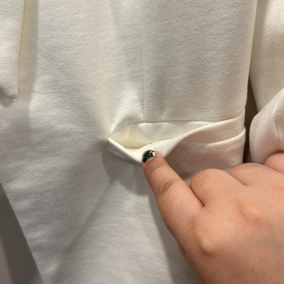 Creme Runched-sleeve Blazer - Picture 2 of 5